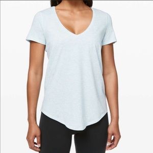 Lululemon V-Neck Love Tee Size 8 Heather Blue